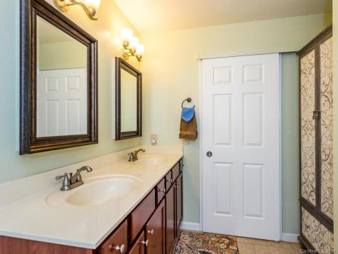 5 Rock Ledge Drive Burnsville NC 28714