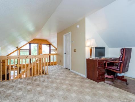 5 Rock Ledge Drive Burnsville NC 28714