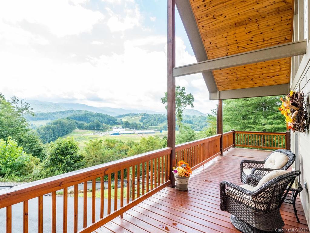 5 Rock Ledge Drive Burnsville NC 28714