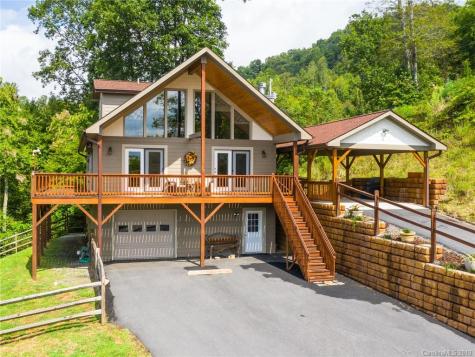 5 Rock Ledge Drive Burnsville NC 28714
