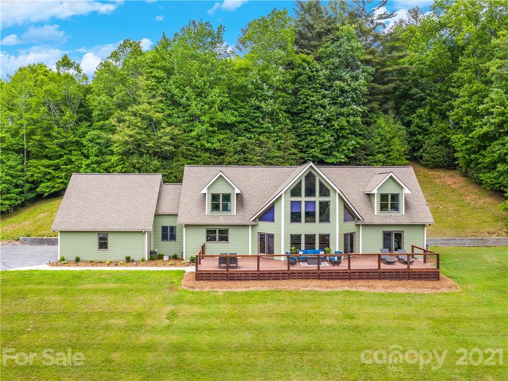 207 Capital City Drive Bakersville NC 28705