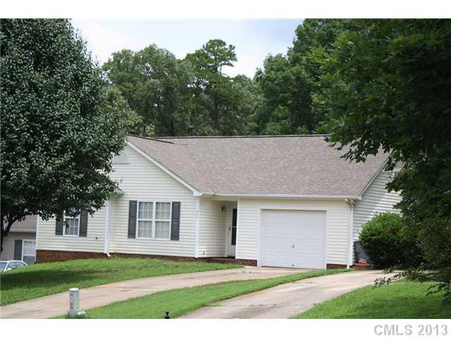 832 Silver Court Charlotte NC 28217