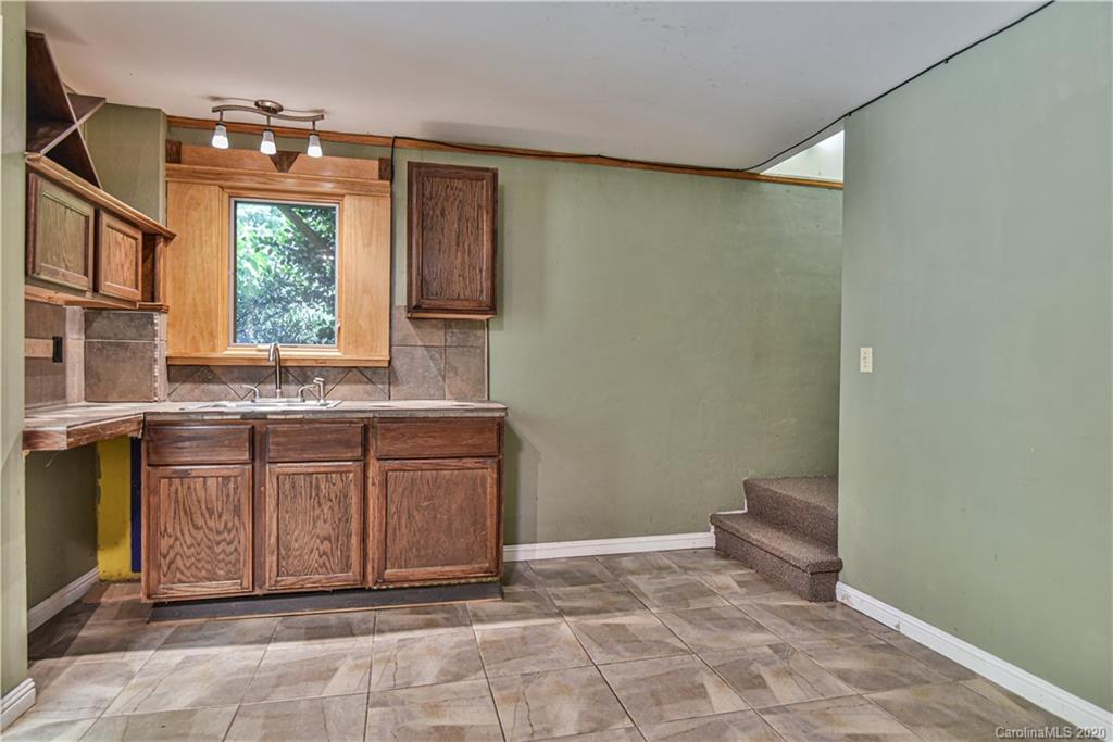 755 Flynn Branch Road Marshall NC 28753