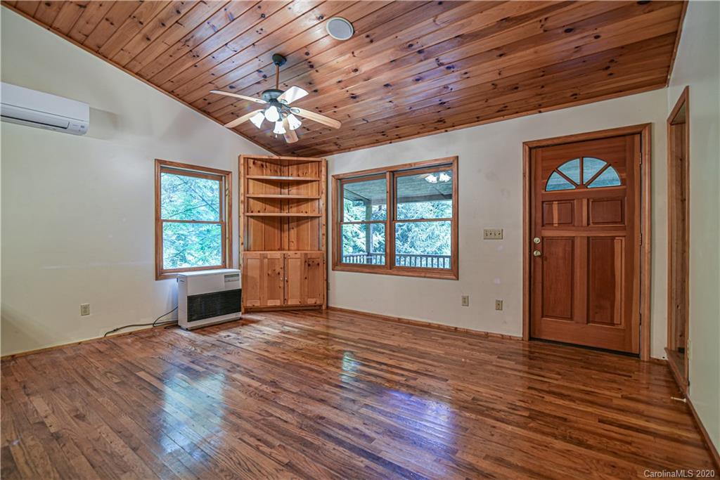 755 Flynn Branch Road Marshall NC 28753