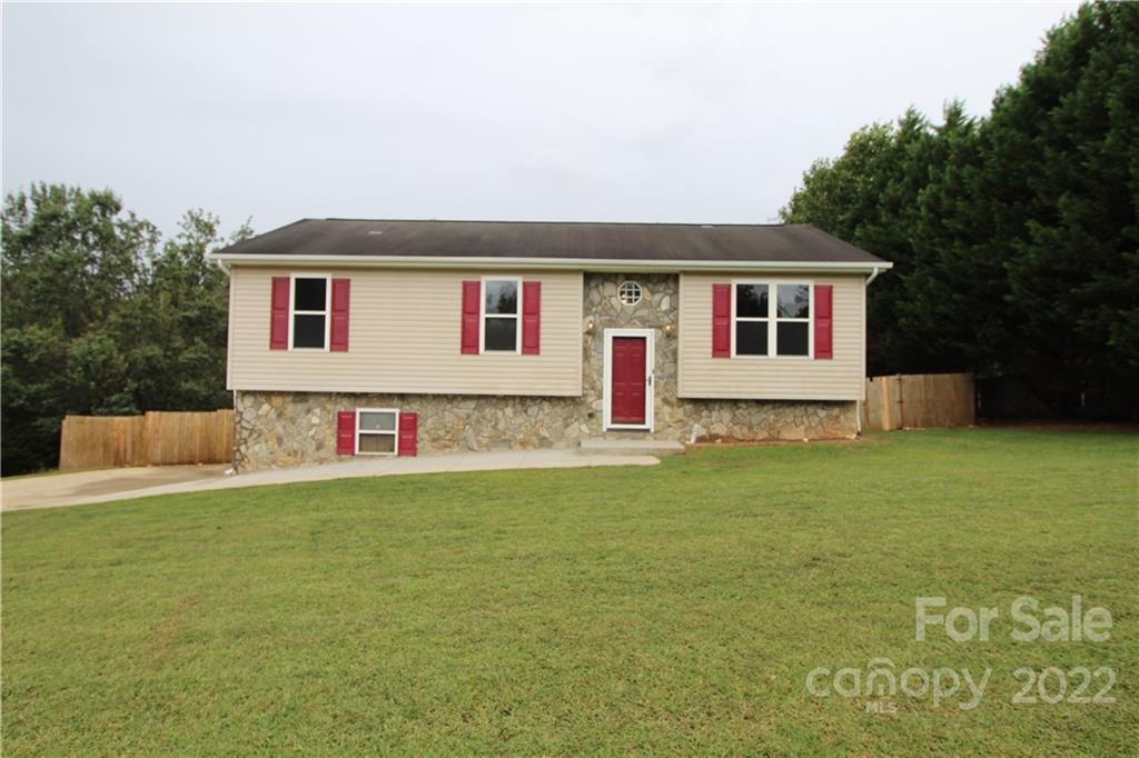 2067 Craig Mountain Road Lenoir NC 28645