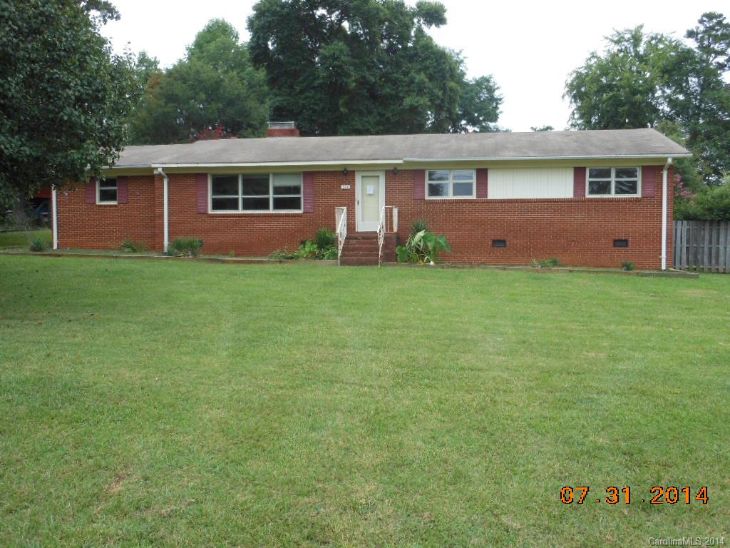 1500 Plumcrest Drive Charlotte NC 28216
