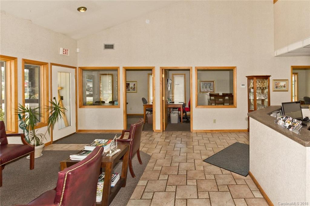 2123 Hendersonville Road Arden NC 28704