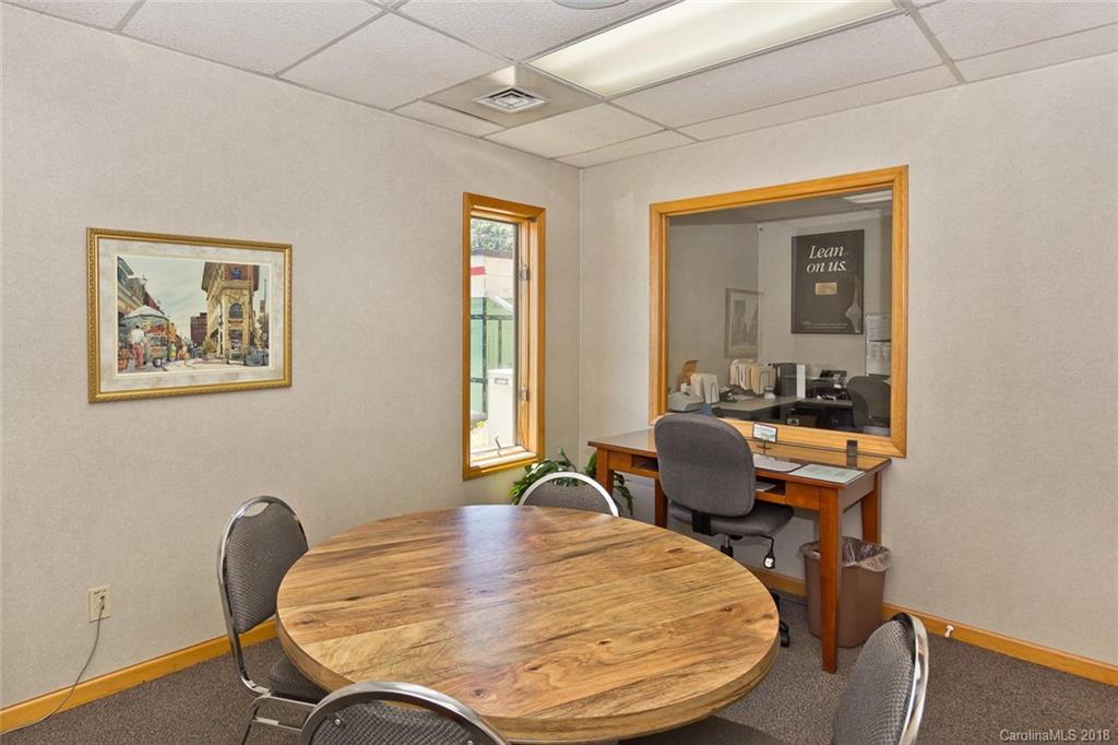2123 Hendersonville Road Arden NC 28704
