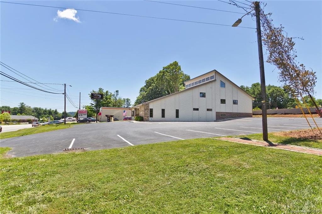 2123 Hendersonville Road Arden NC 28704