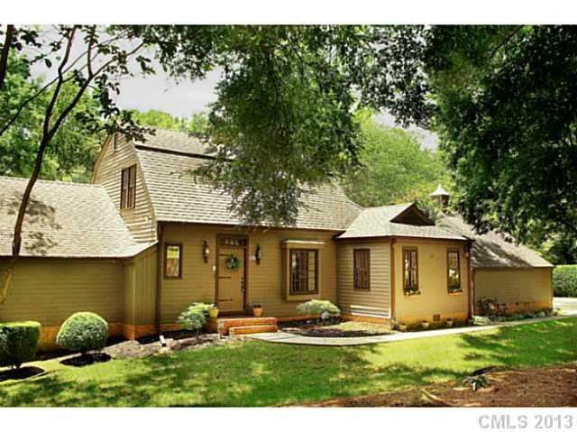 5361 Five Knolls Drive Charlotte NC 28226
