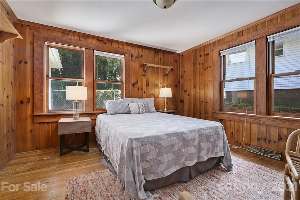 48 White Pine Drive Asheville NC 28805