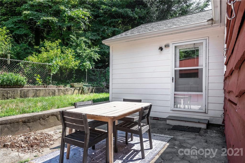 48 White Pine Drive Asheville NC 28805