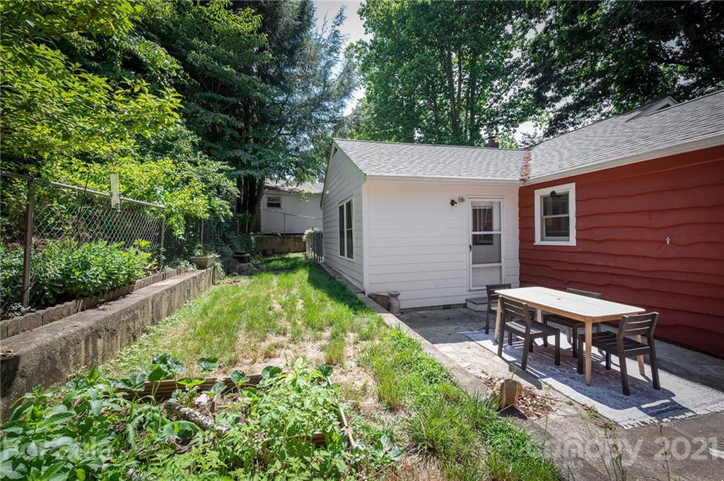 48 White Pine Drive Asheville NC 28805