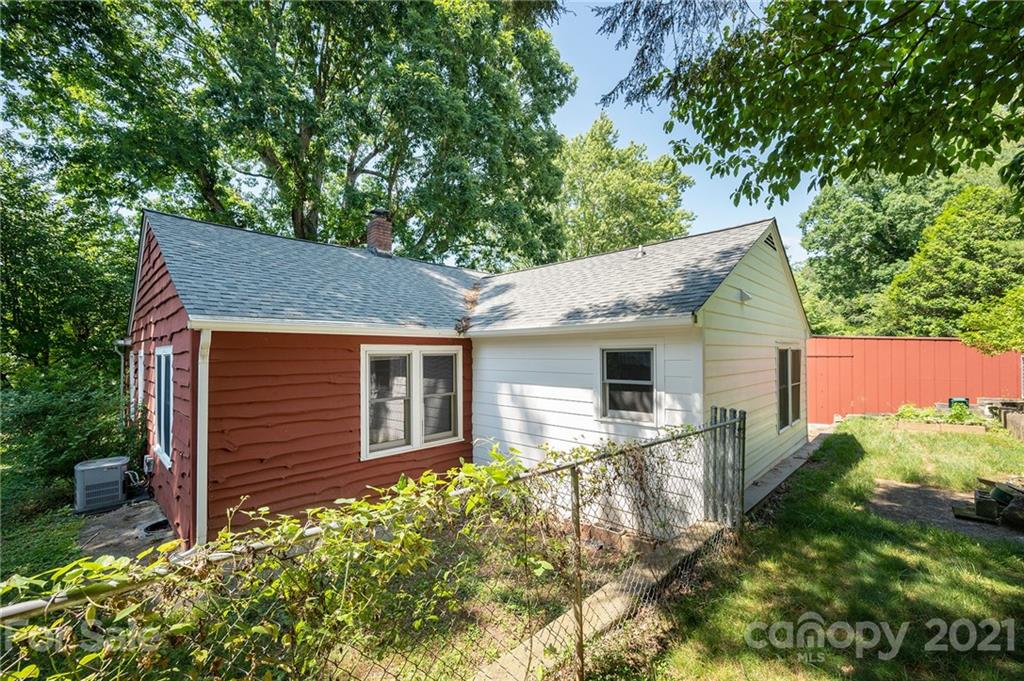 48 White Pine Drive Asheville NC 28805