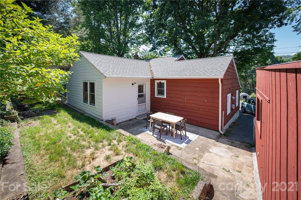 48 White Pine Drive Asheville NC 28805