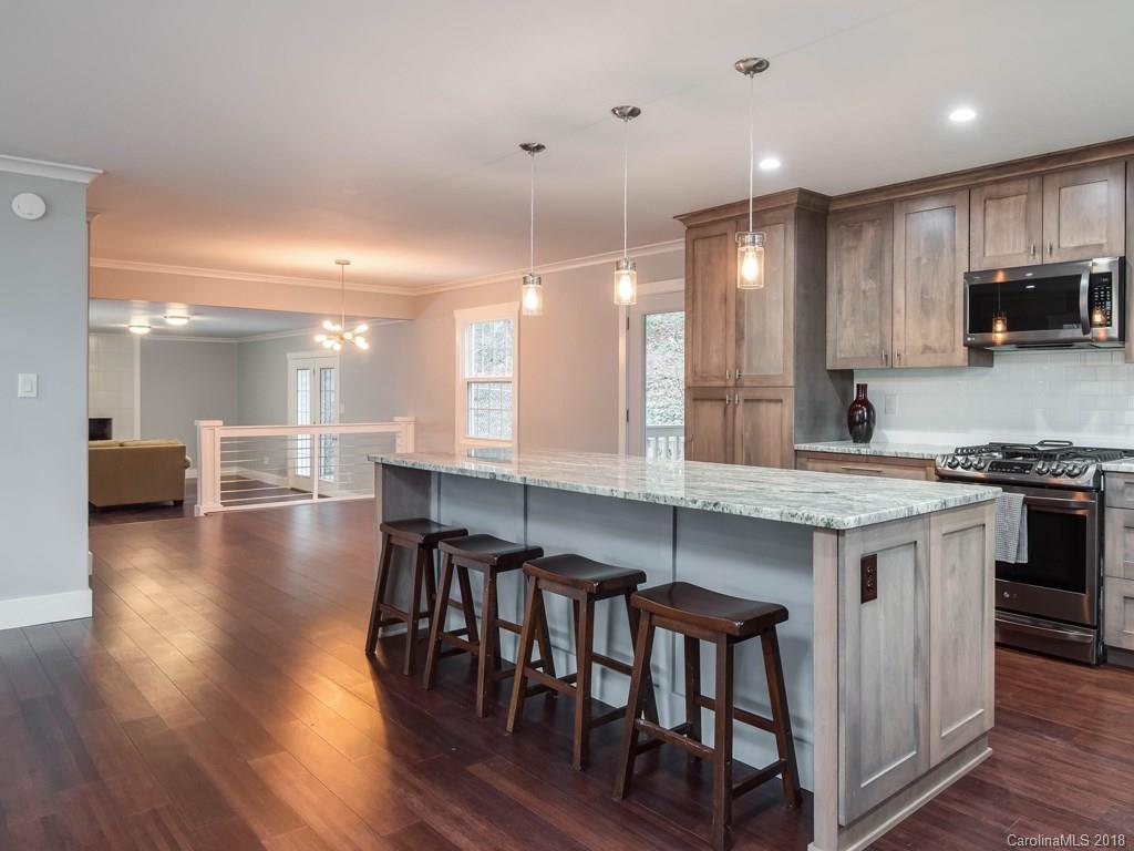 20 Gardenwood Lane Asheville NC 28803