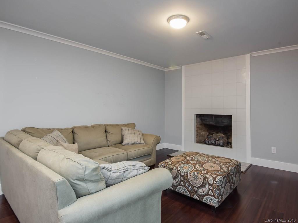 20 Gardenwood Lane Asheville NC 28803