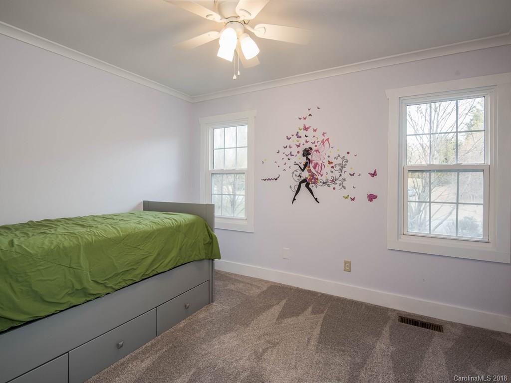 20 Gardenwood Lane Asheville NC 28803