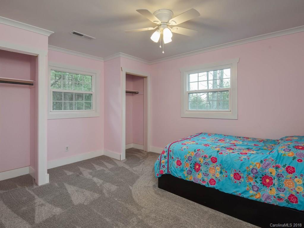 20 Gardenwood Lane Asheville NC 28803