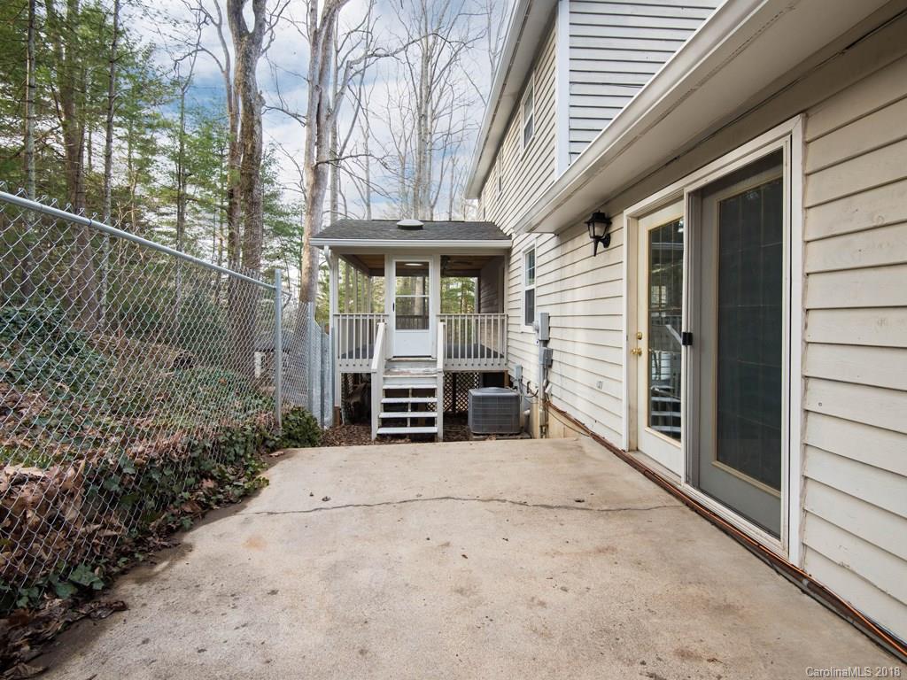 20 Gardenwood Lane Asheville NC 28803