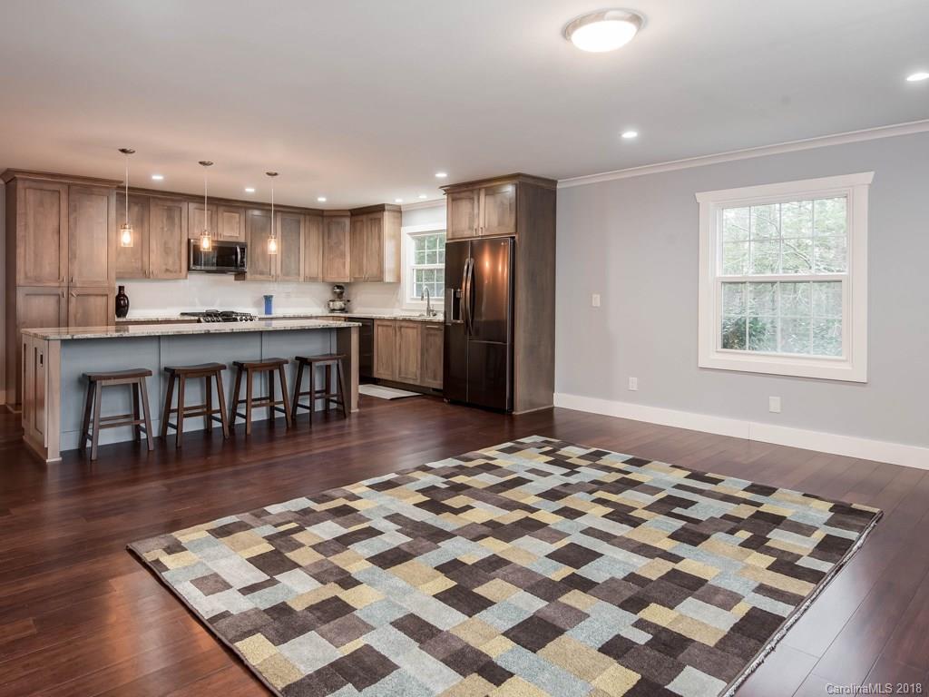 20 Gardenwood Lane Asheville NC 28803