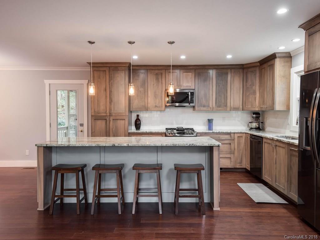 20 Gardenwood Lane Asheville NC 28803
