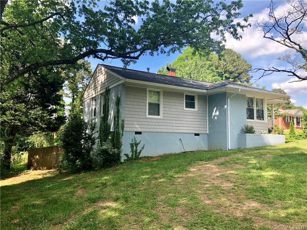 2501 Elkwood Circle Charlotte NC 28205