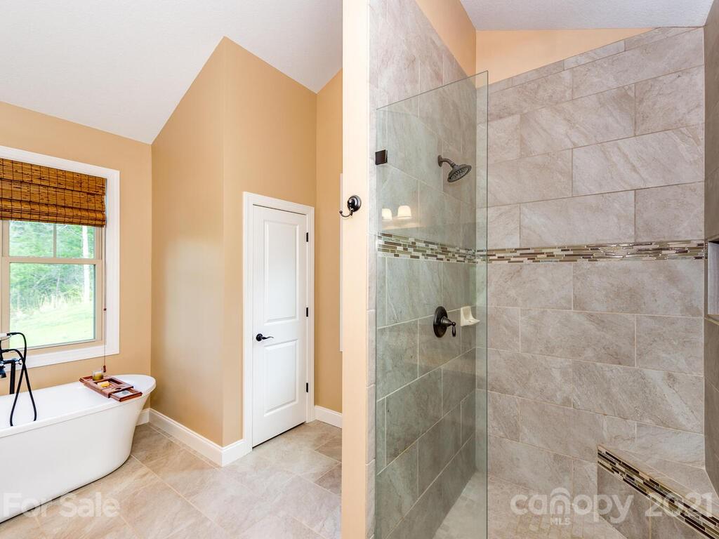 46 Dara Lane Weaverville NC 28787