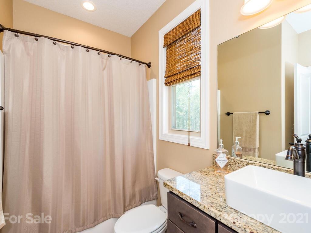 46 Dara Lane Weaverville NC 28787