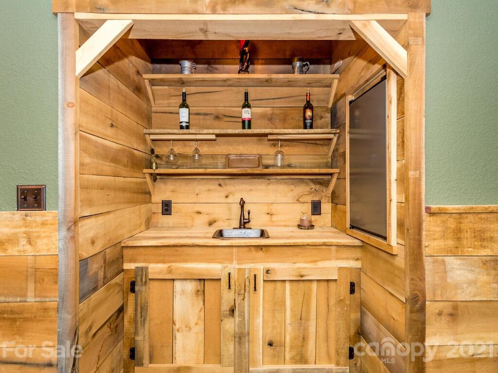 46 Dara Lane Weaverville NC 28787