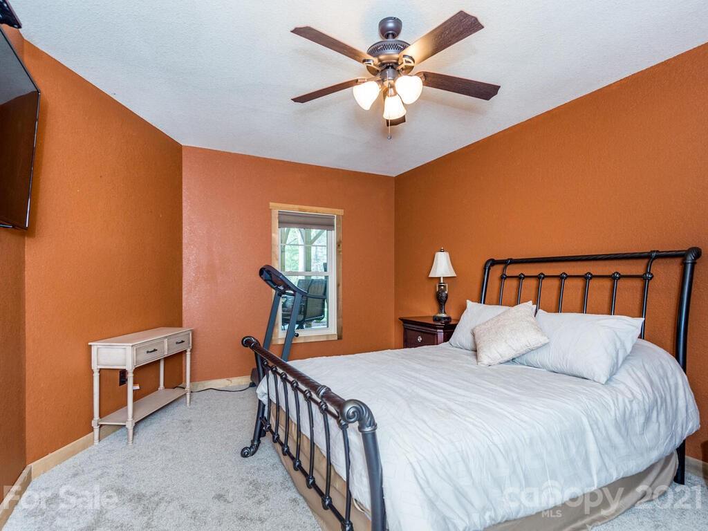 46 Dara Lane Weaverville NC 28787