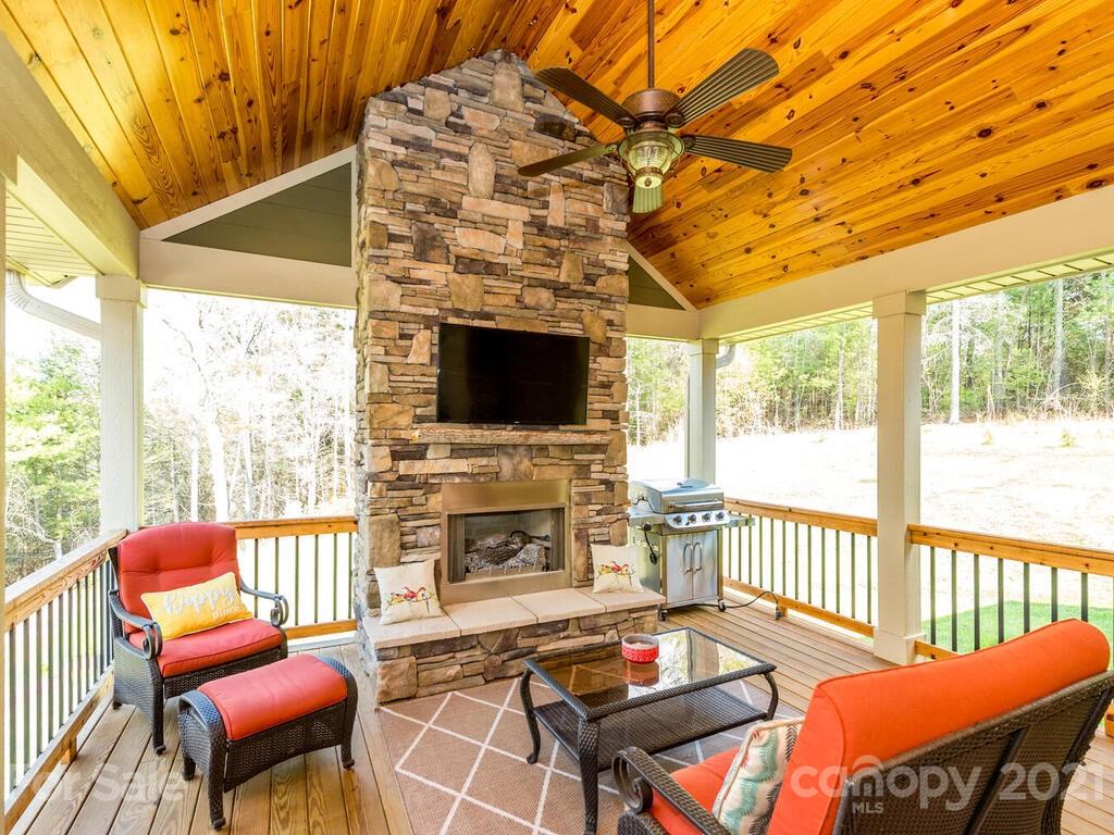 46 Dara Lane Weaverville NC 28787