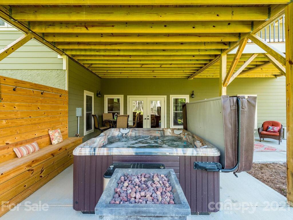 46 Dara Lane Weaverville NC 28787