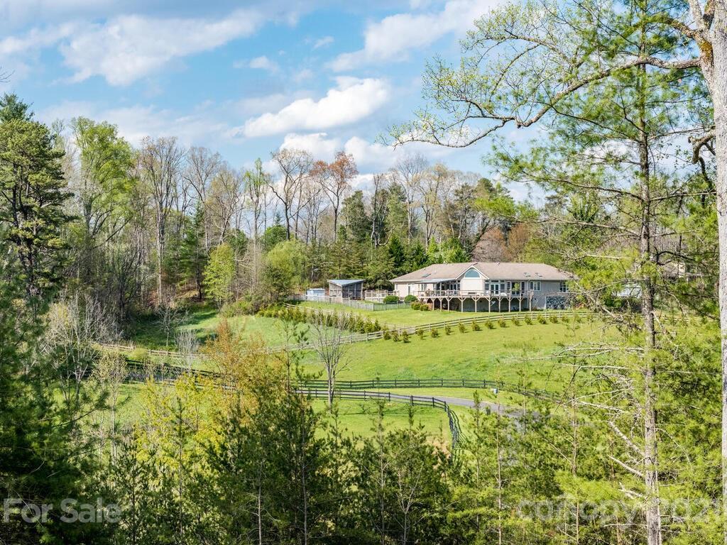 46 Dara Lane Weaverville NC 28787
