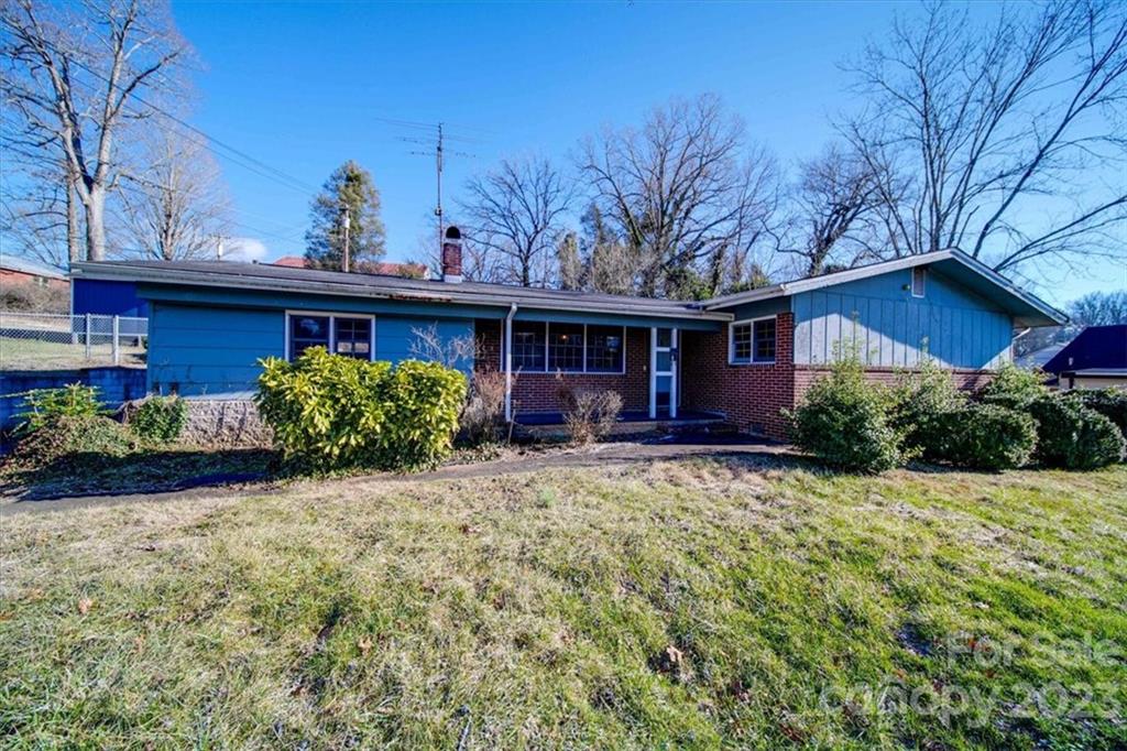 515 Hospital Avenue NW Lenoir NC 28645