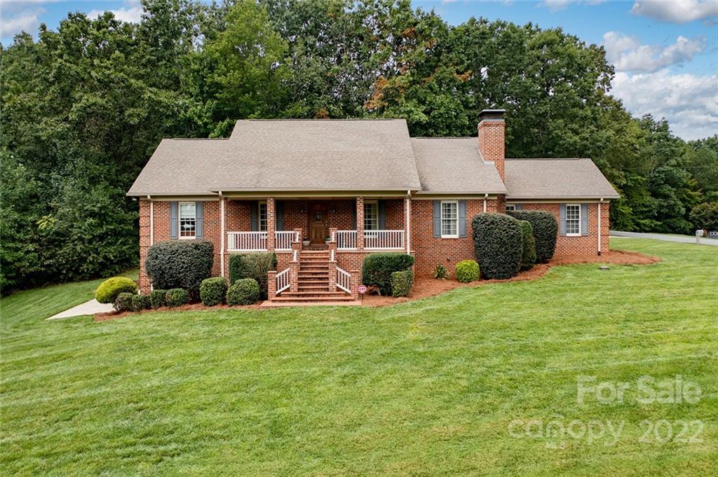 6315 Mountainside Drive Hickory NC 28601