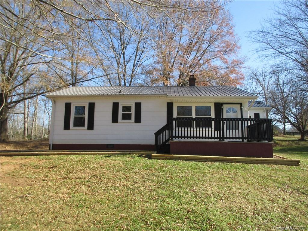 2437 Peeler Street Morganton NC 28655