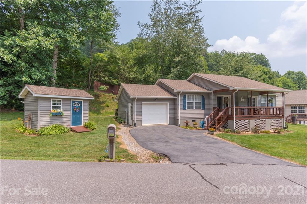 188 Pinellas Lane Waynesville NC 28785