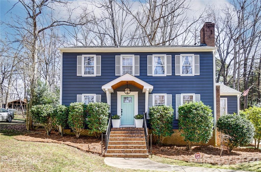 2734 Creekbed Lane Charlotte NC 28210