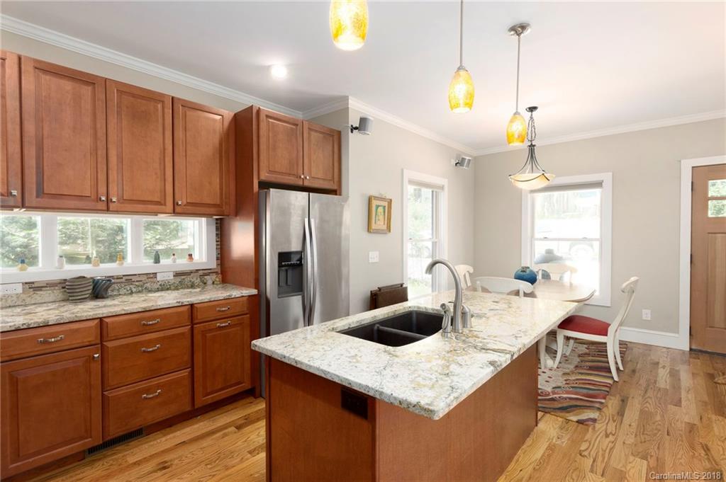 38 Unadilla Alley Asheville NC 28803