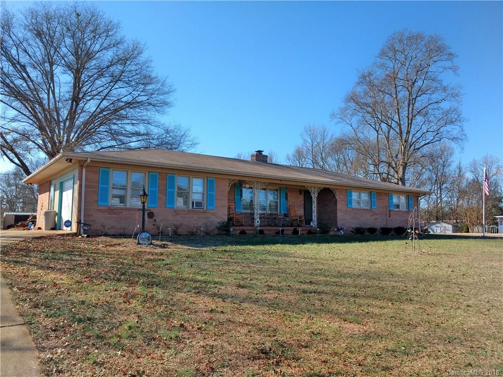 1074 Old Henrietta Road Forest City NC 28043