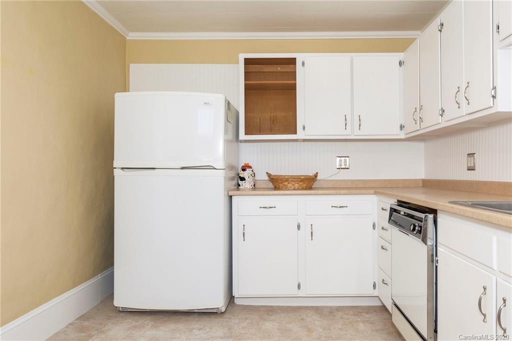53 Vandalia Avenue Asheville NC 28806