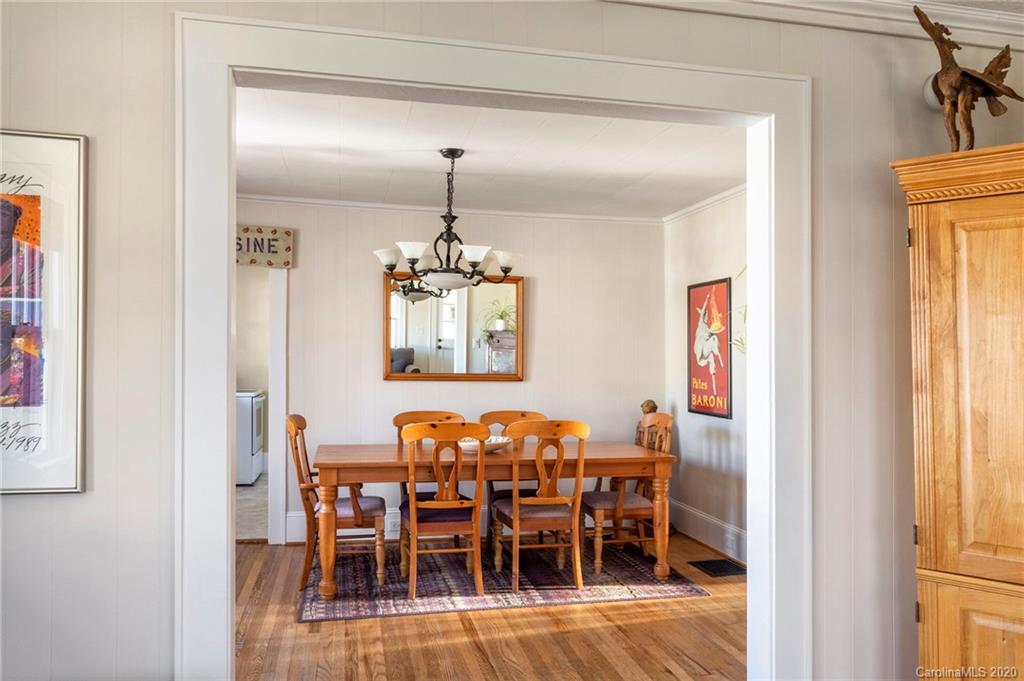 53 Vandalia Avenue Asheville NC 28806