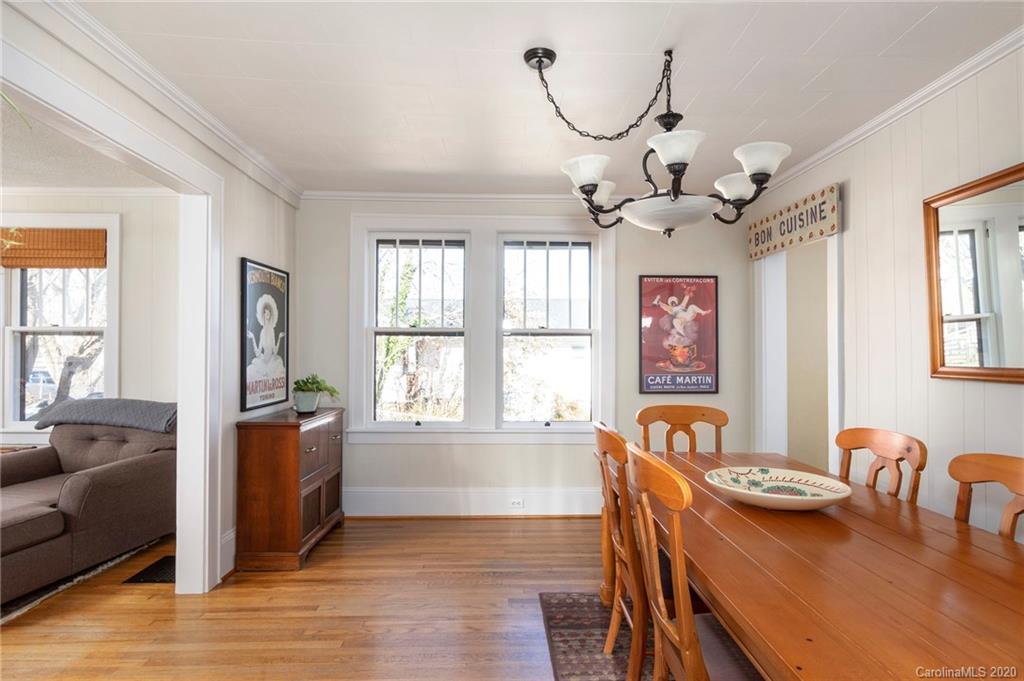 53 Vandalia Avenue Asheville NC 28806