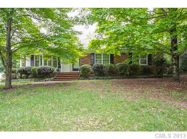 5010 Vescova Court Charlotte NC 28212