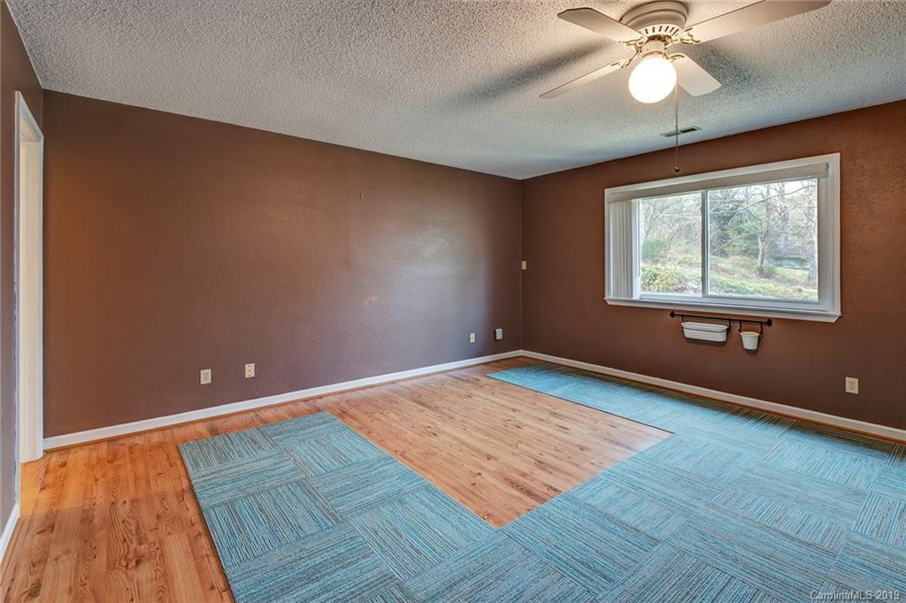 615 Beaverdam Road Asheville NC 28804