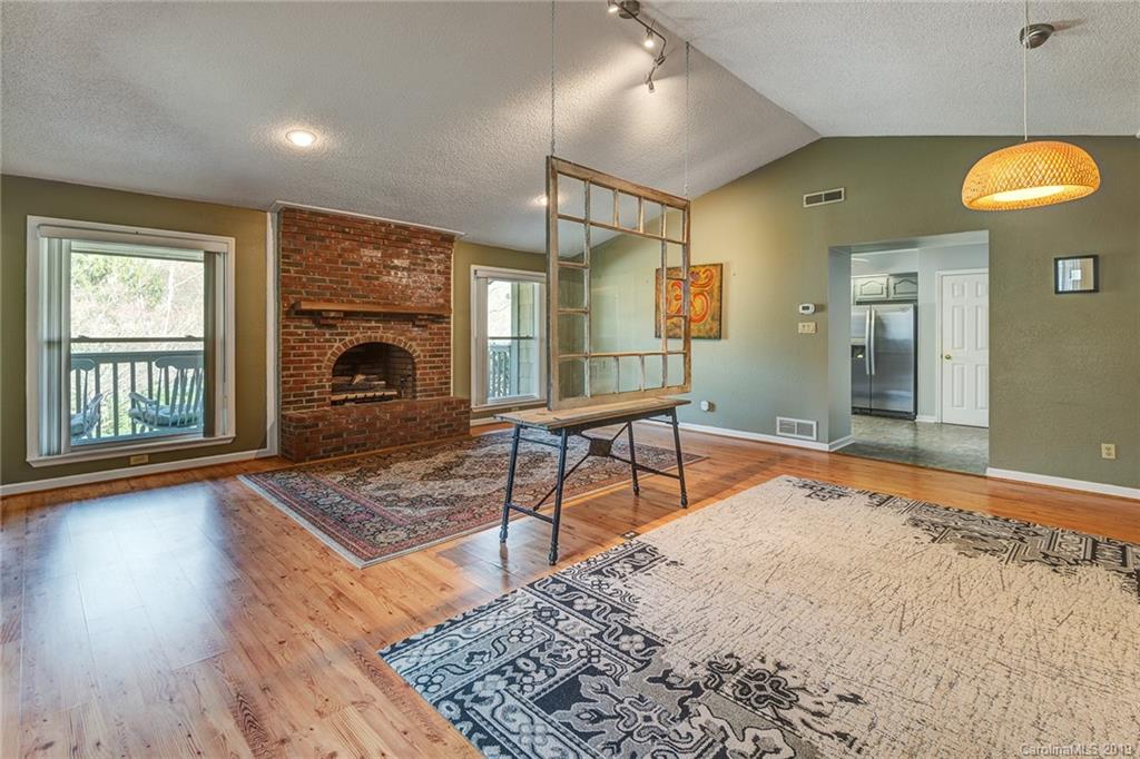 615 Beaverdam Road Asheville NC 28804