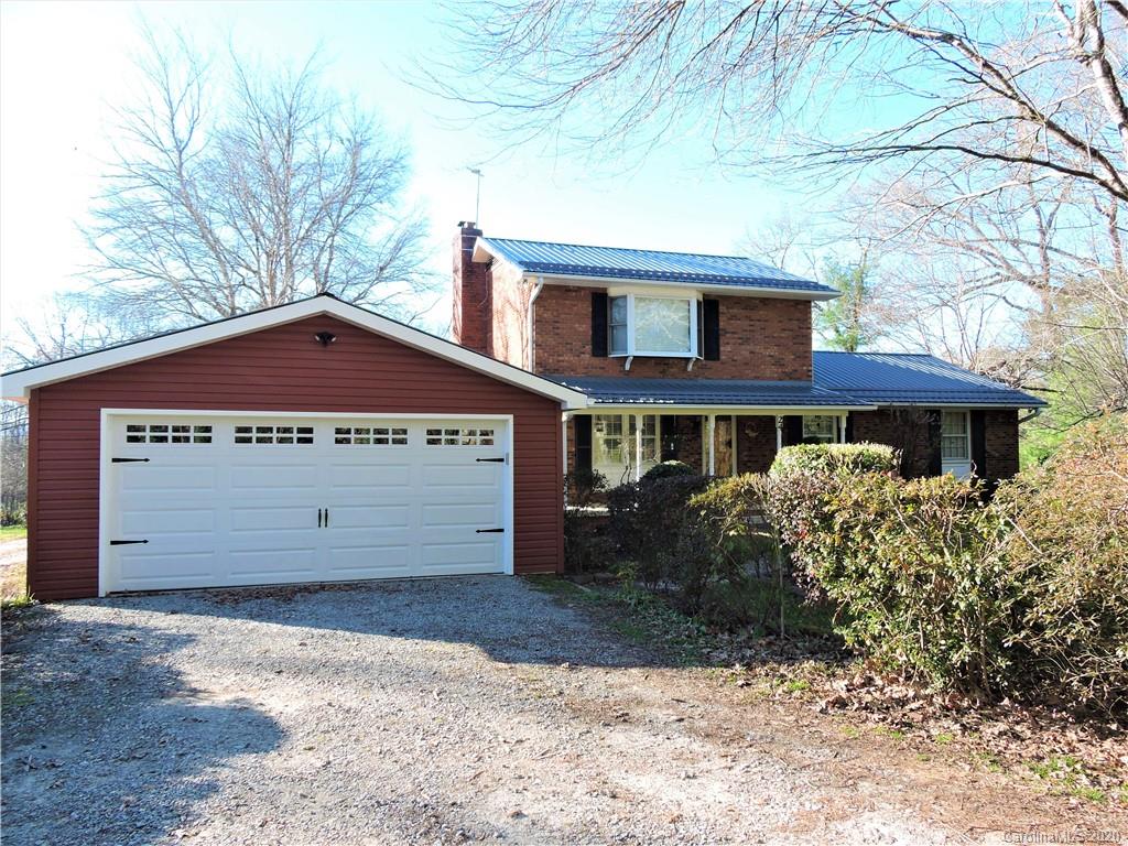 24 Arthur Major Lane Flat Rock NC 28731