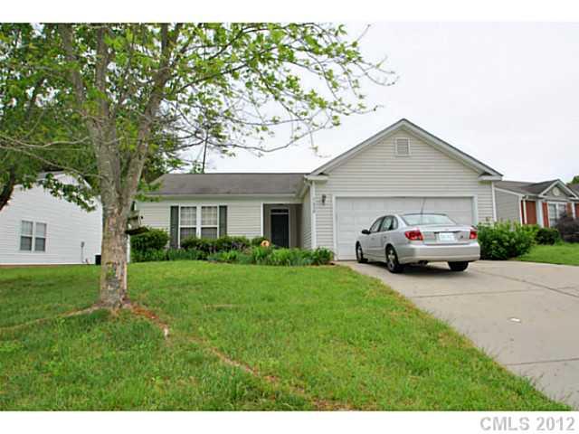 7426 Preakness Stakes Lane Charlotte NC 28215