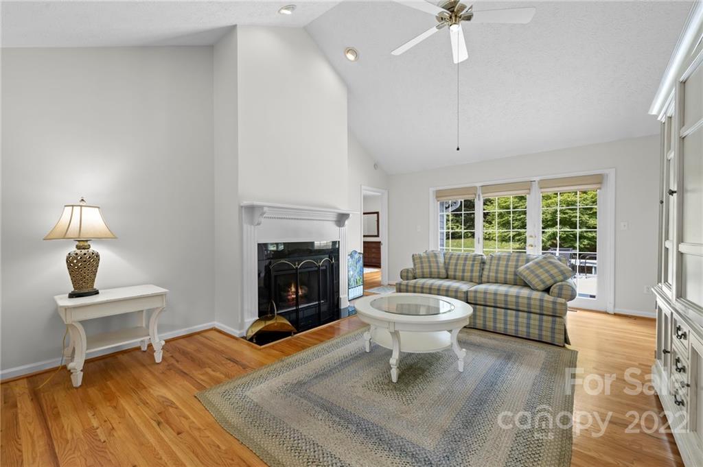 3 Jaks Ridge Drive Asheville NC 28805